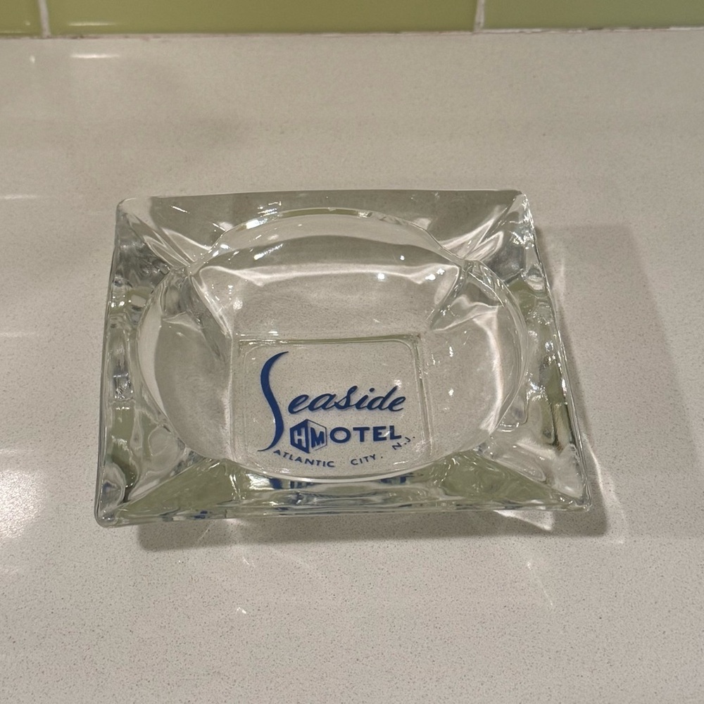 Vintage Seaside Hotel Atlantic City New Jersey Glass Ashtray